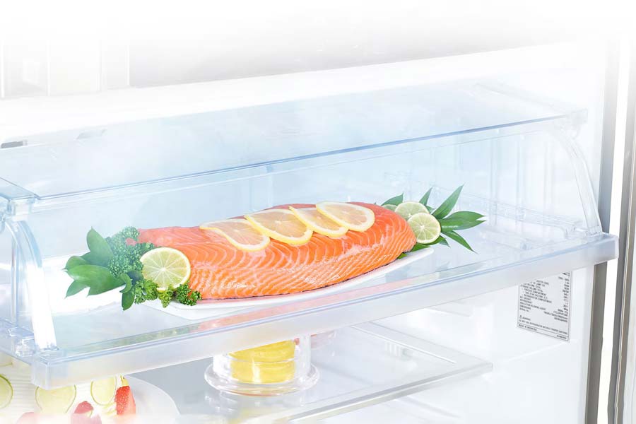 کشو صفر درجه در یخچال فریزر ال جی بالا پایین مدل 832 سفید 