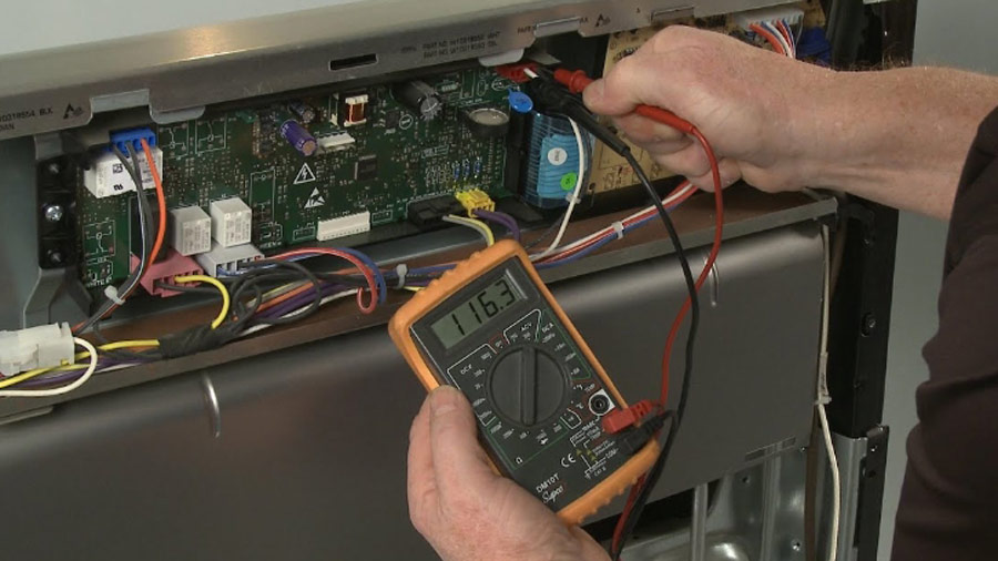 خرابی برد الکتریکی یخچال 